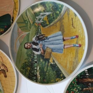 Knowles Wizard of Oz China Plate Set